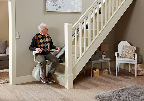 7 Benefits of Installing a Stairlift