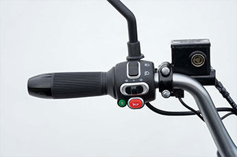 Invader Off-Road Mobility Scooter Controls - Feel the road controls